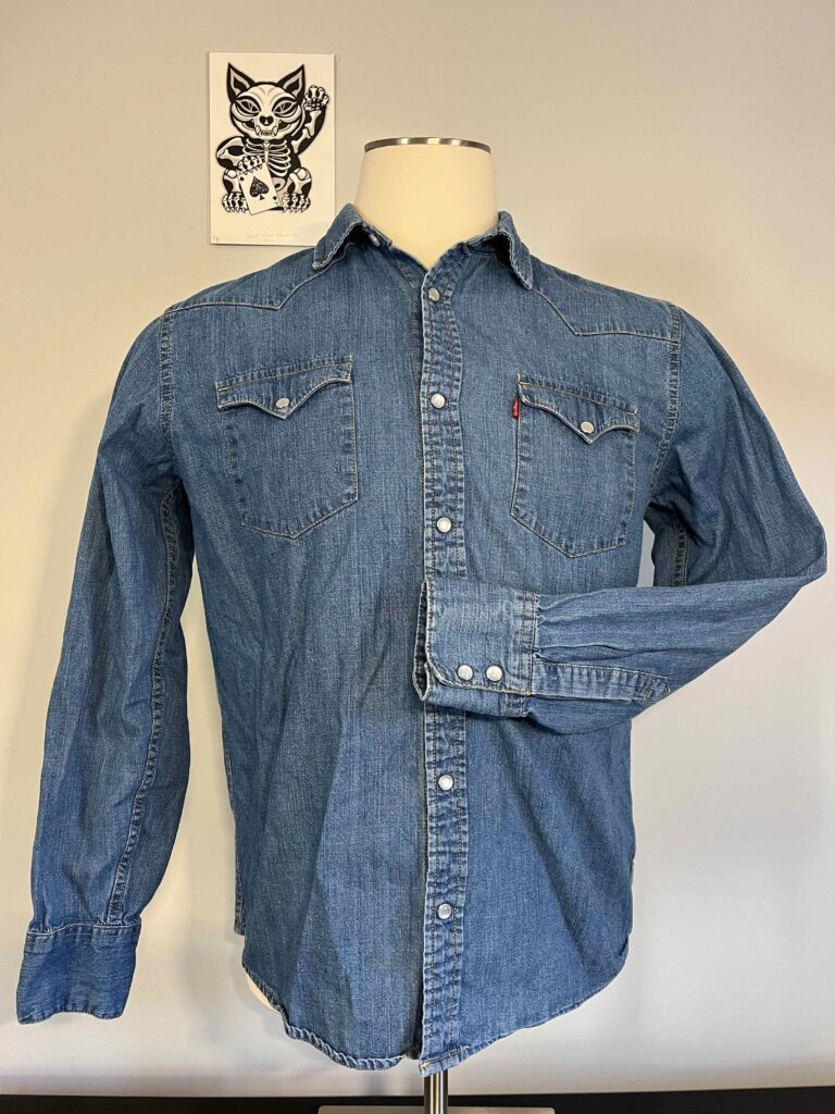 Levis Blue Denim Western Style Pearl Snap Shirt